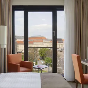 4* Отель Intercityhotel